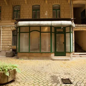 https://cozy-studio-in-the-center-for-2-people.inbudapesthotels.com